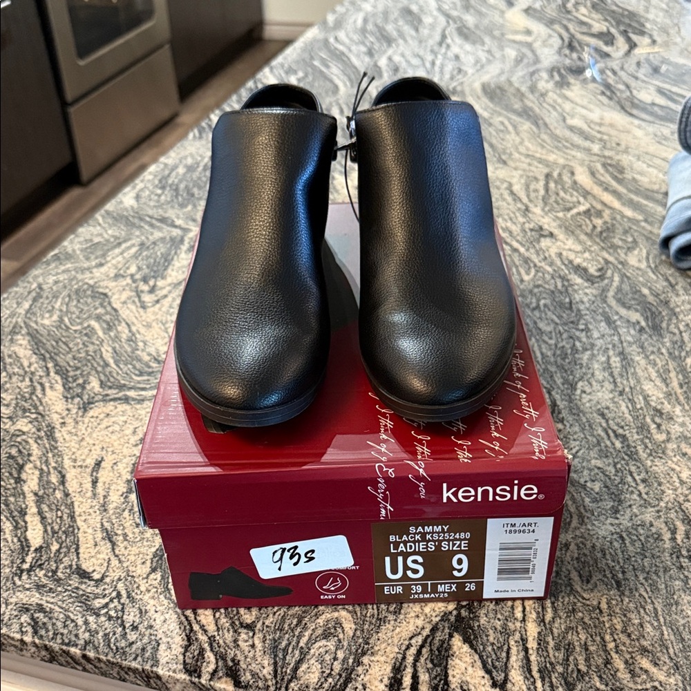 Kensie Sleek Black Leather Booties